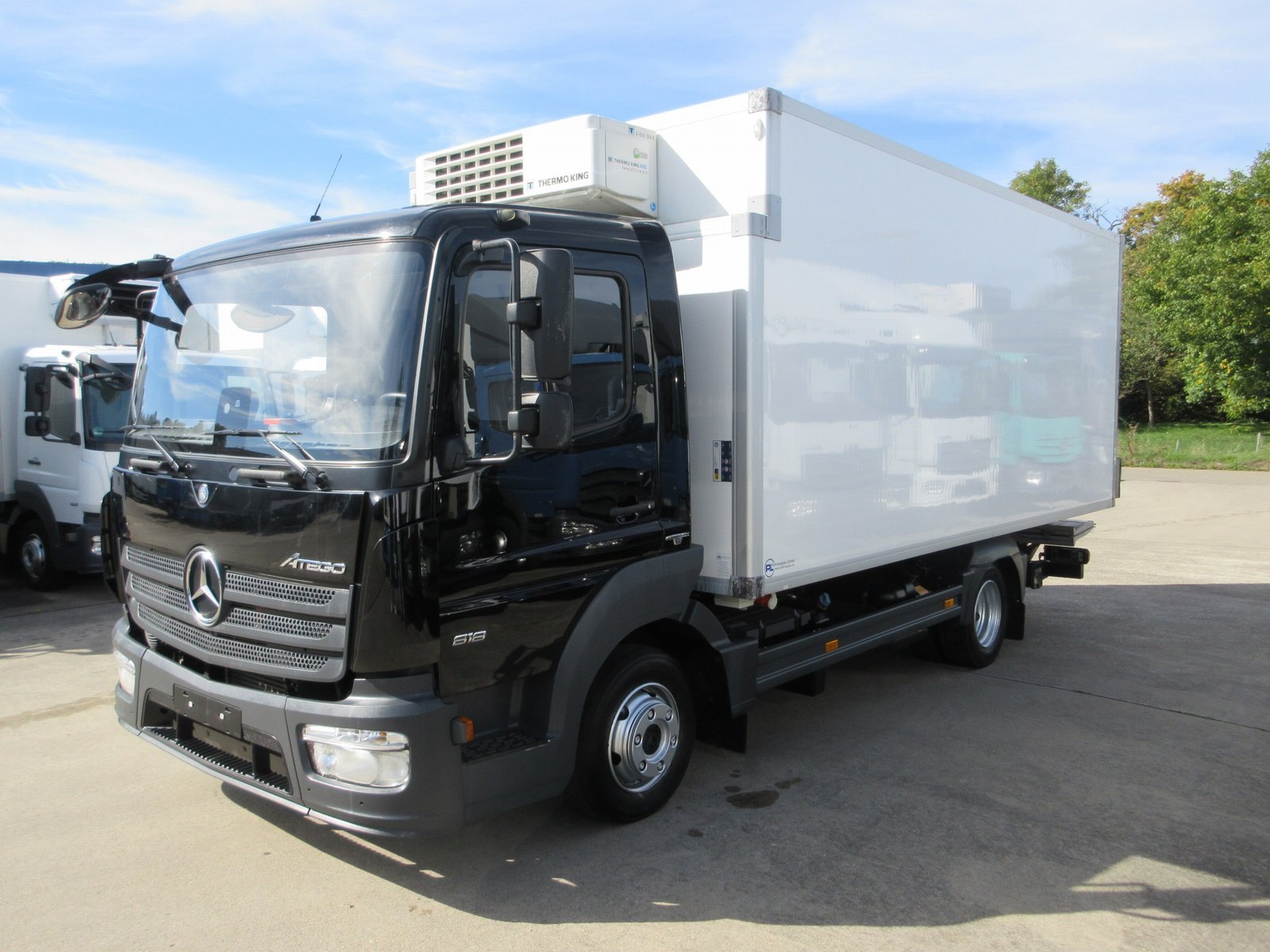 ATEGO 818 Kühlkoffer 5,10 m LBW 1 T*THERMOKING